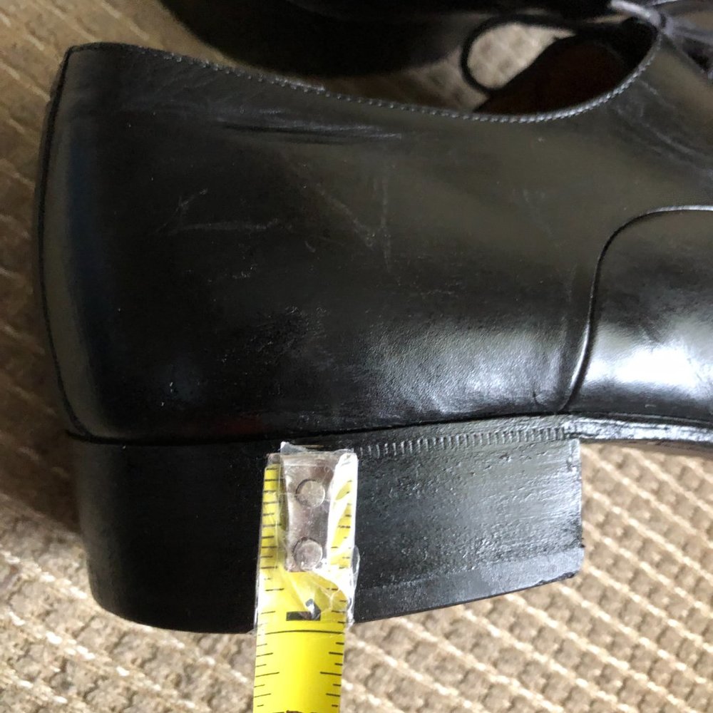 Gucci Men's Vintage  Black Leather Oxfords - Picture 15 of 15